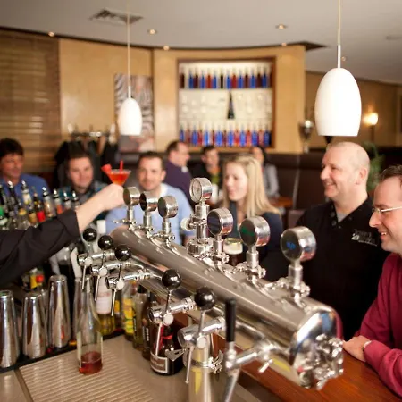 伊舍芬弗莱尔公园酒店 酒店 4*