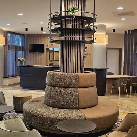 Hotel Flair Park 4*